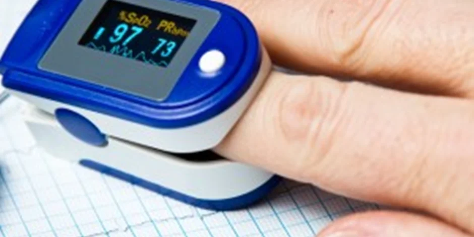دستگاه پالس اکسیمتر چیست و چگونه کار میکند